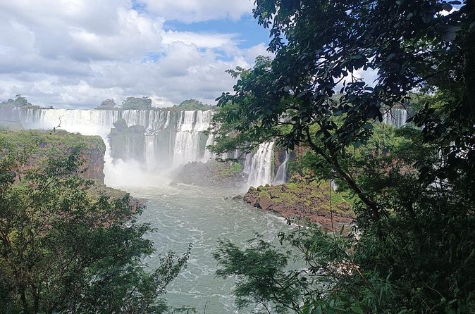 1 Day Private Tour Iguazu Falls Side Brazil and Argentina - Switching Countries: Brazil VIP Entry Without the Queue Stress