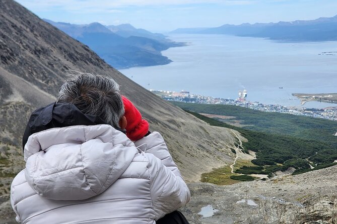 5hrs of Trekking Experience in Martial Glacier - Included Gear vs. What You Must Bring