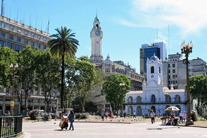 5hs Small Group City Tour of Buenos Aires (Optional Street Food) - Hotel pickup plus a tight group, what that means for your day