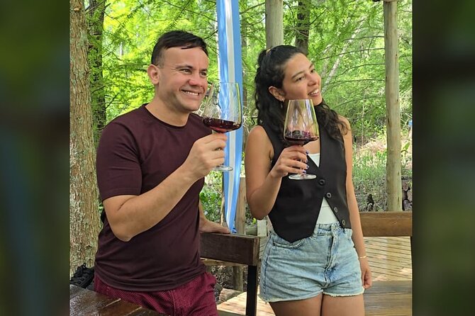 A Local's Grill: Hidden Tigre Island Experience - Grill & Wine - The island walk: quiet trails, small bridges, and the real Delta pace