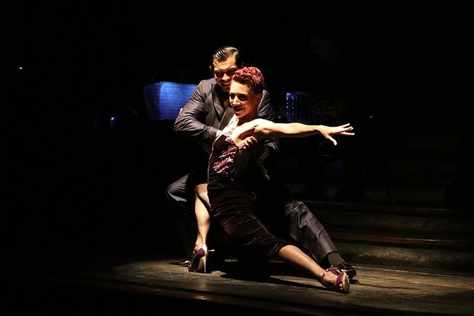 Aljibe Tango Show with dinner in Buenos Aires - The 6:30 pm to 9:00 pm flow: how the night stays on time