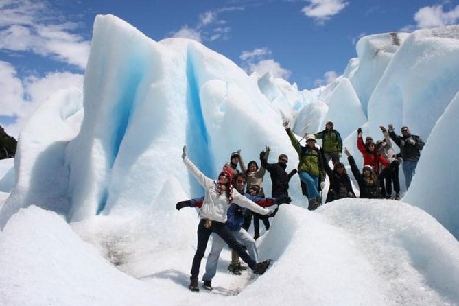 Amazing Minitrekking in Perito Moreno Glacier - Hotel Pickup and the 80km Morning Drive to Bajo de las Sombras