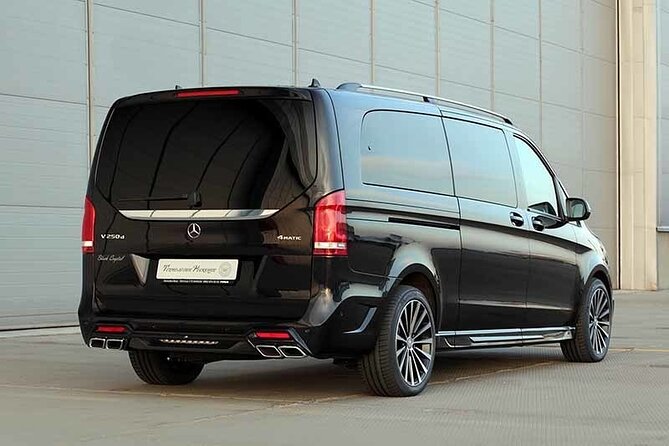 Arrival by Luxury Van from Pistarini Airport EZE to Buenos Aires - EZE Arrival Made Simple: How the meet-and-greet works