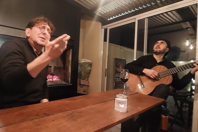AsadoTango Dinner and Private Music in Buenos Aires - The Welcome and Seating, What Happens Before the First Meat Arrives