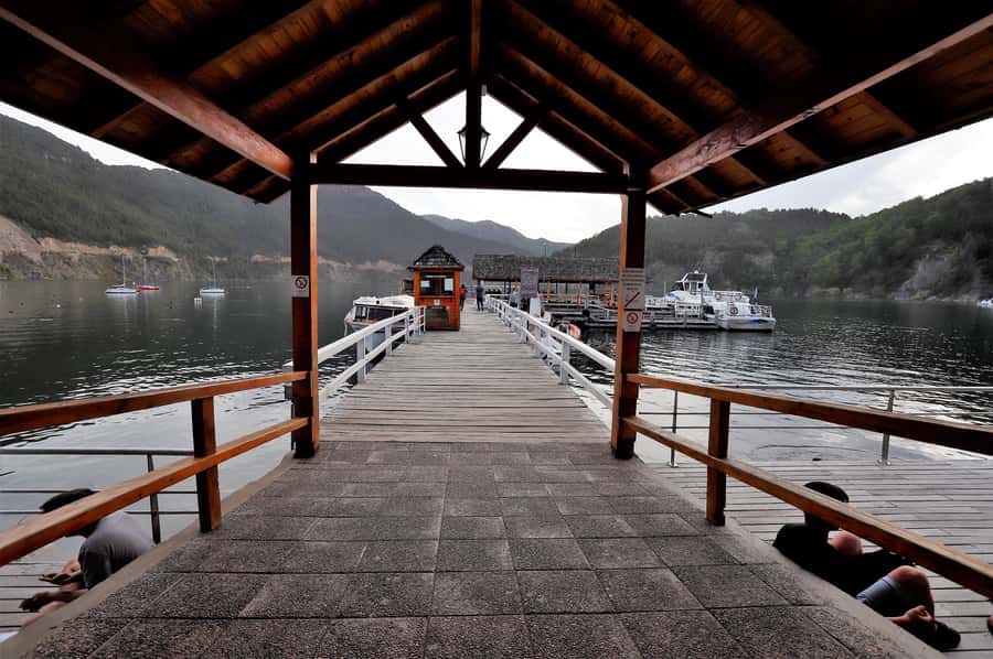 Bariloche: 7 Lakes & San Martin de Los Andes Road Trip - San Martín de los Andes on Lake Lacar: Town Time That Actually Lets You Eat and Walk