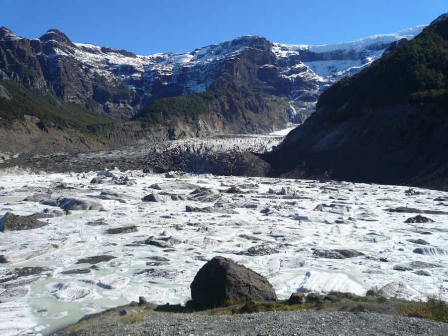 Bariloche: Cerro Tronador and Ventisquero Negro Tour - Why Cerro Tronador Feels Worth a Full 8 Hours