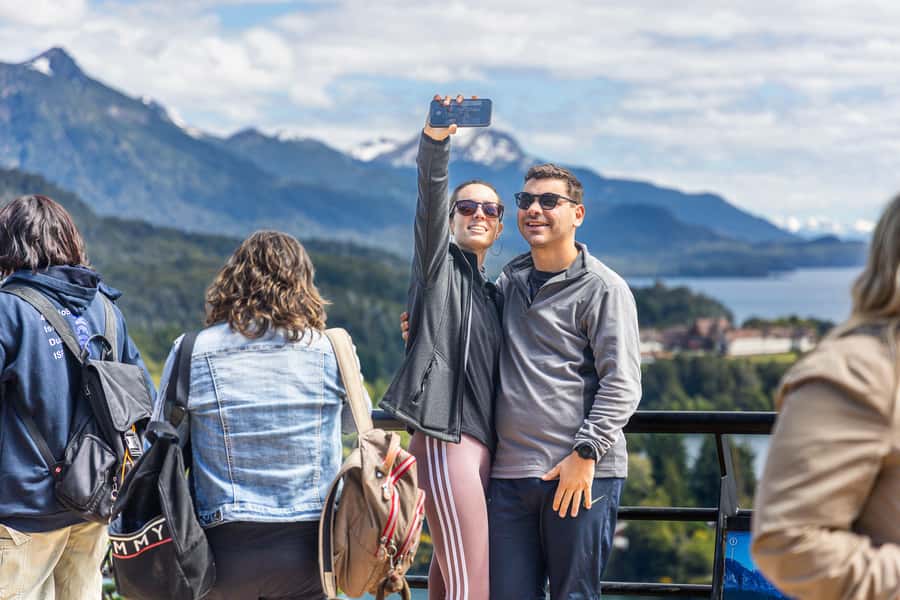 Bariloche: Circuito Chico, iconic postcards of Bariloche in a single tour - Language and Guide Style: Spanish and Portuguese, So Plan Accordingly