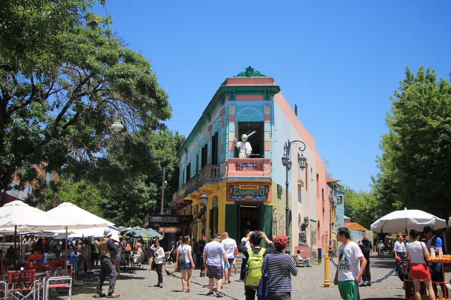 Boca tour: Tango, Soccer, Art and Immigration - The final stretch near the port, plus what to do after