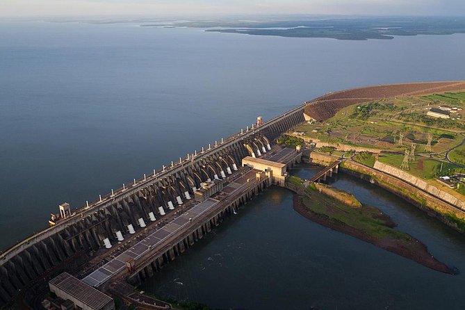 Brazilian Side of Iguassu Falls and Itaipu Dam Full-Day Sightseeing Tour from Puerto Iguazú - Getting to Devil’s Throat: the Brazilian-side park experience