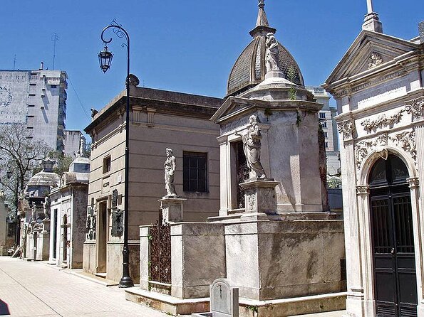 Buenos Aires Bike Tour: North Districts, Recoleta and Palermo - Getting Your Bike in San Telmo, Then Rolling Like a Local