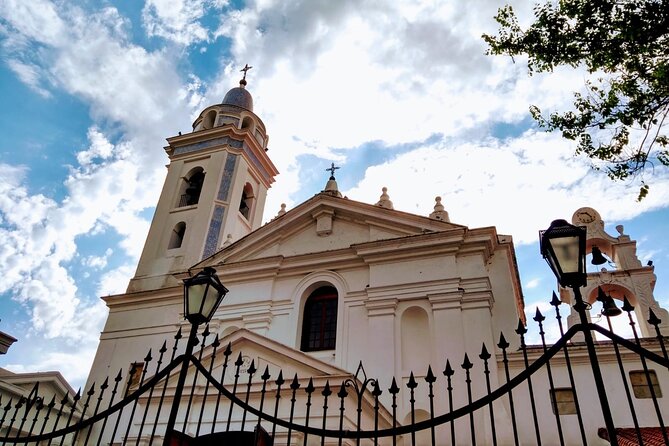 Buenos Aires: Deluxe Walking Tour Like a Local, Recoleta Cemetery - Key highlights you will notice right away