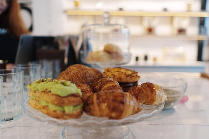 Buenos Aires: Discover Mate - Masterclass with Argentine Pastry - Tasting yerba blends: flavored vs plain, quality checks, and what to notice