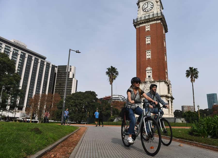 Buenos Aires: E-Bike Tour in the North Circuit of Buenos Aires - Teatro Colón: the stop you will remember