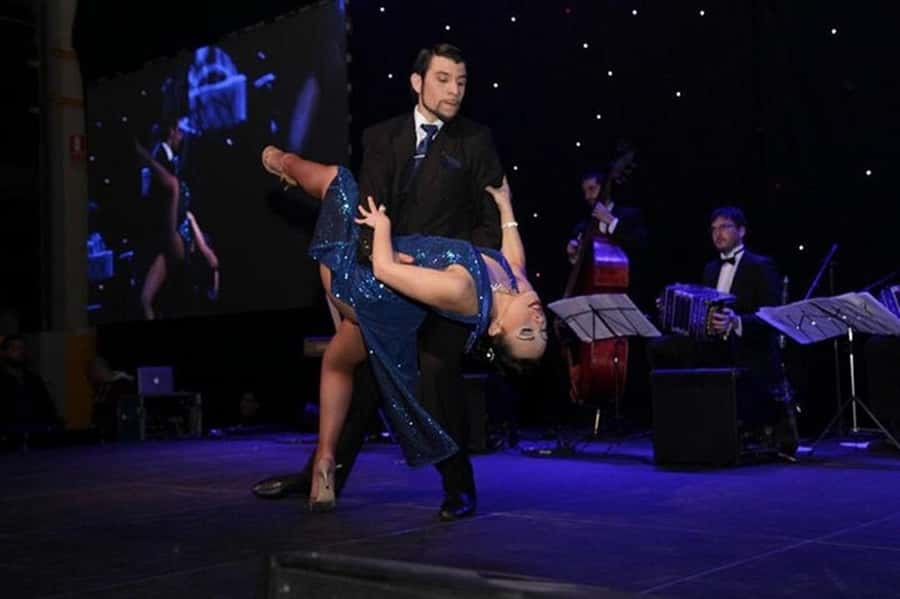 Buenos Aires: El Viejo Almacen Tango Show & optional Dinner - Who Should Book This Tango Night?