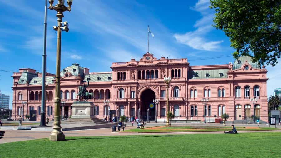 Buenos Aires: Half-Day Sightseeing Tour with 2 Stops - A half-day coach route that actually helps you navigate Buenos Aires