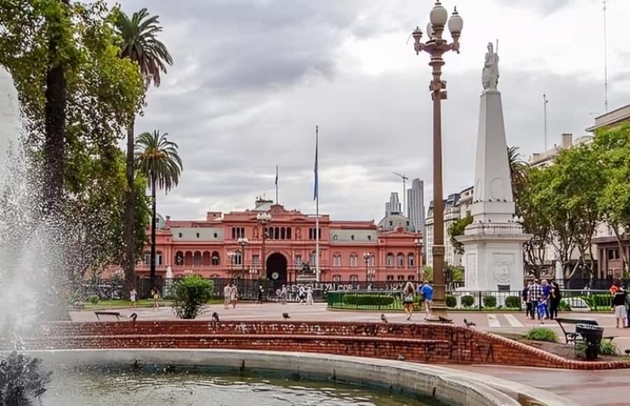 Buenos Aires : Highlights Walking Tour With A Guide - Why this 3-hour Buenos Aires highlights walk is a smart intro