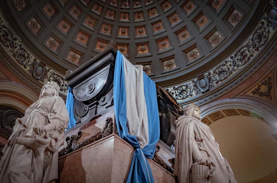 Buenos Aires: Historic Buenos Aires Landmarks & Icons Tour - Key things you will notice on this tour