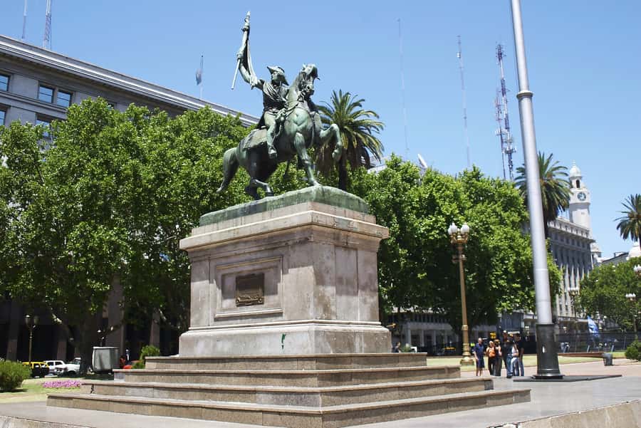 Buenos Aires: Historic District Private Guided Walking Tour - Panoramic Views From a Major Neighborhood