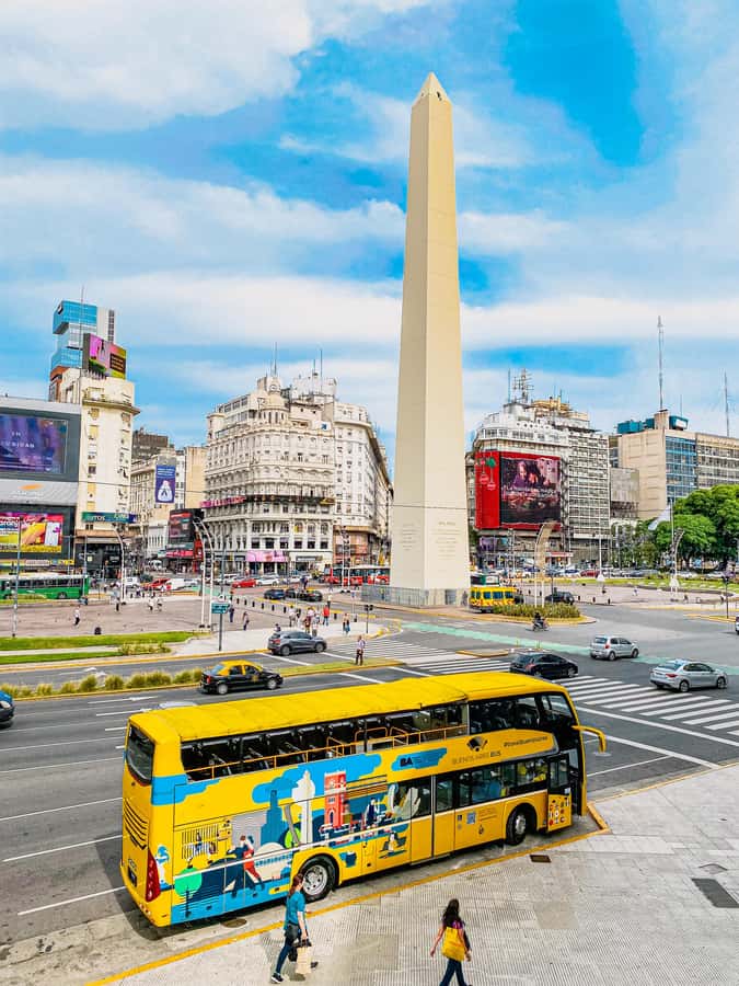 Buenos Aires Hop-On Hop-Off Bus and Exclusive Benefits - Price and the real value of the $35 ticket