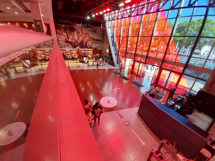 Buenos Aires: Hop-On Hop-Off Bus and Football Museums - Two Days to Cover Buenos Aires at Your Own Stops