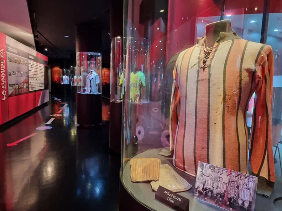 Buenos Aires: Hop-On Hop-Off Bus and Football Museums - River Plate Museum and Stadium in Nuñez: Your Club Focus Visit
