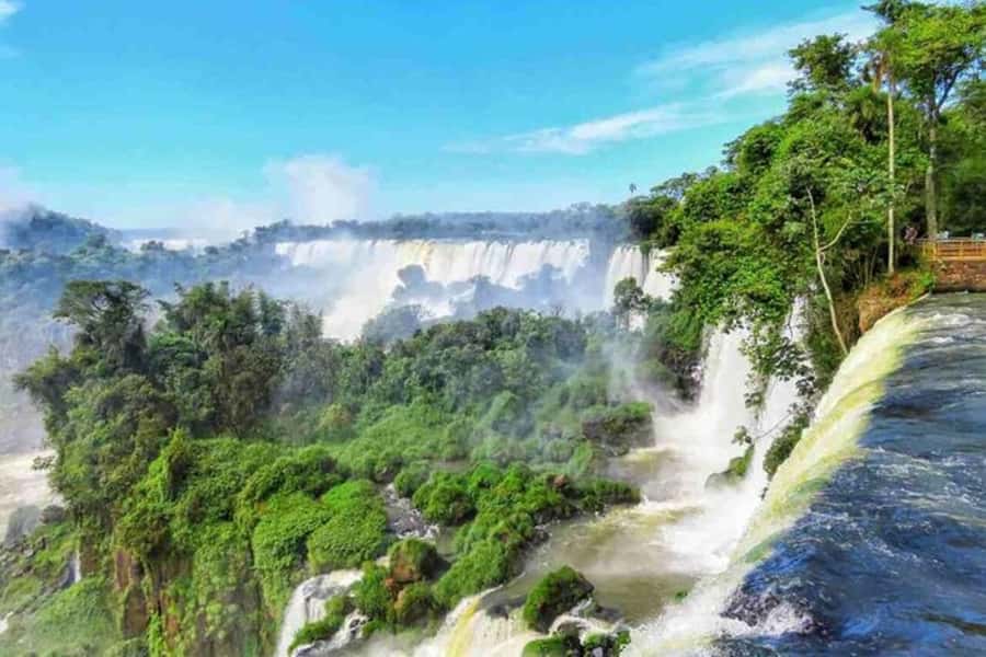 Buenos Aires: Iguazu Falls Private Tour with Flights - Flying to Iguazu from Buenos Aires, without making it complicated