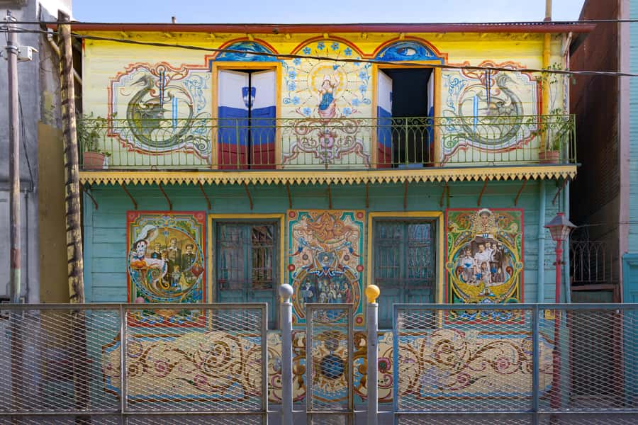 Buenos Aires: La Boca Guided Walking Tour in English - Price and value: what $13 buys you in context