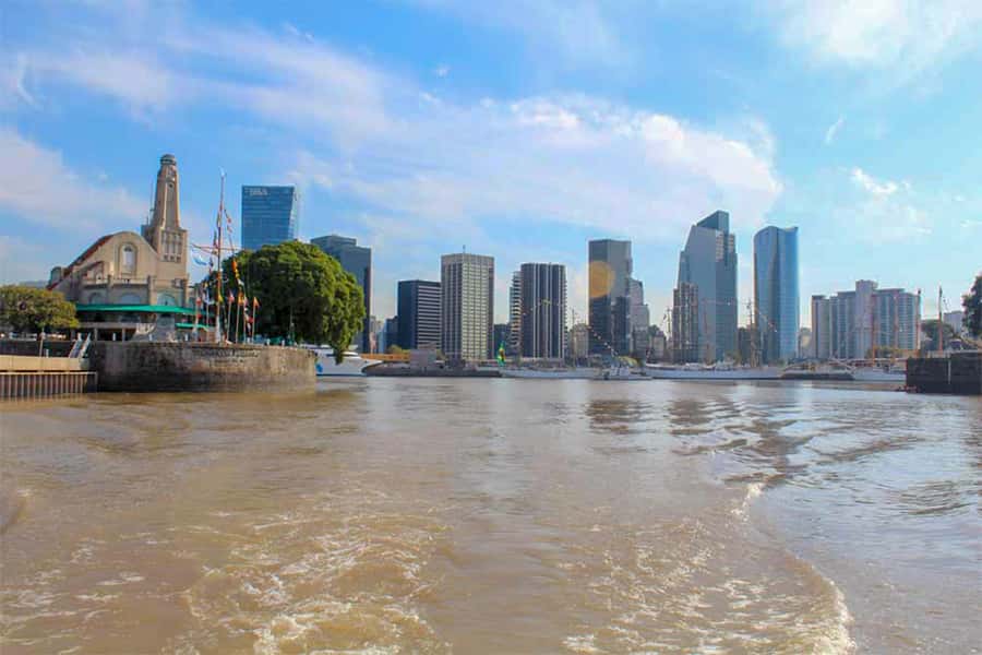 Buenos Aires: Navigation from Pto. Madero to La Boca - Río de la Plata to La Boca, the city you see from the water
