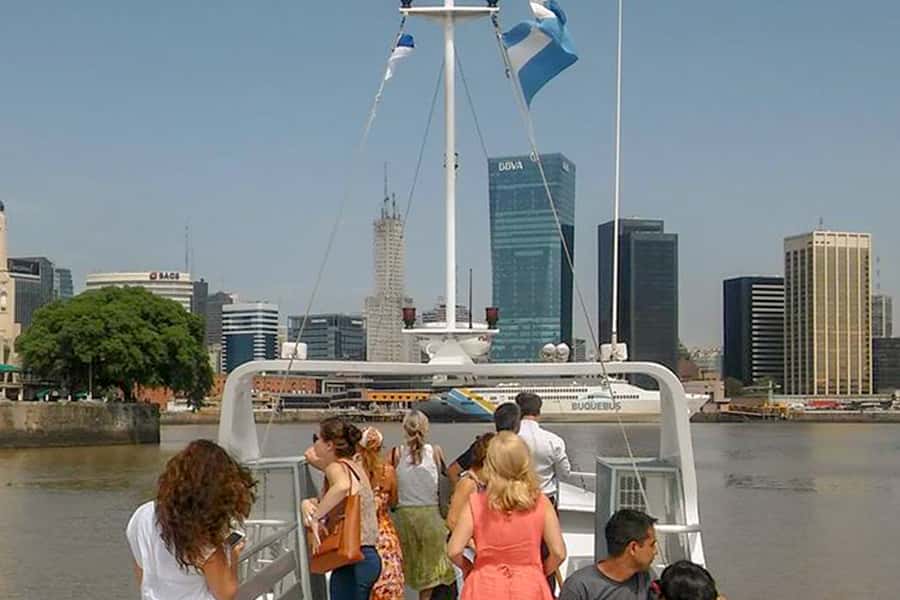 Buenos Aires: Navigation from Pto. Madero to La Boca - When to go: timing, light, and how to plan your day