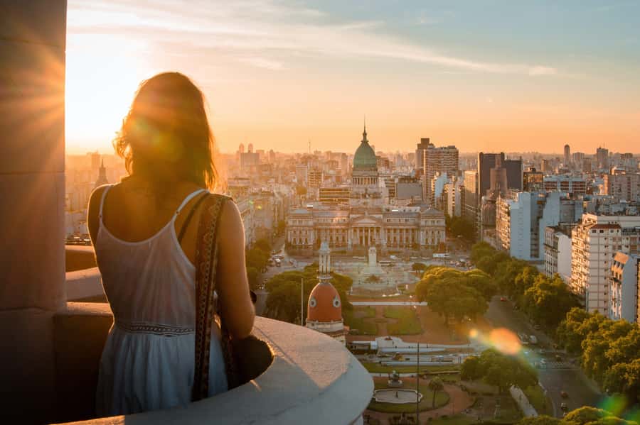 Buenos Aires: Palacio Barolo Guided Night Tour with Wine - Your 1.5-hour flow: from ticket check to lighthouse summit