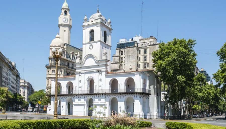 Buenos Aires Premium city tour with street food - Recoleta and Teatro Colón area: cultural landmarks without the long waits