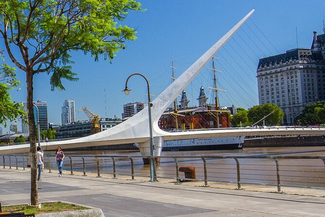 Buenos Aires: Private City Tour with Local Guide - Pickup, A/C, and the kind of pacing that keeps you from burning time