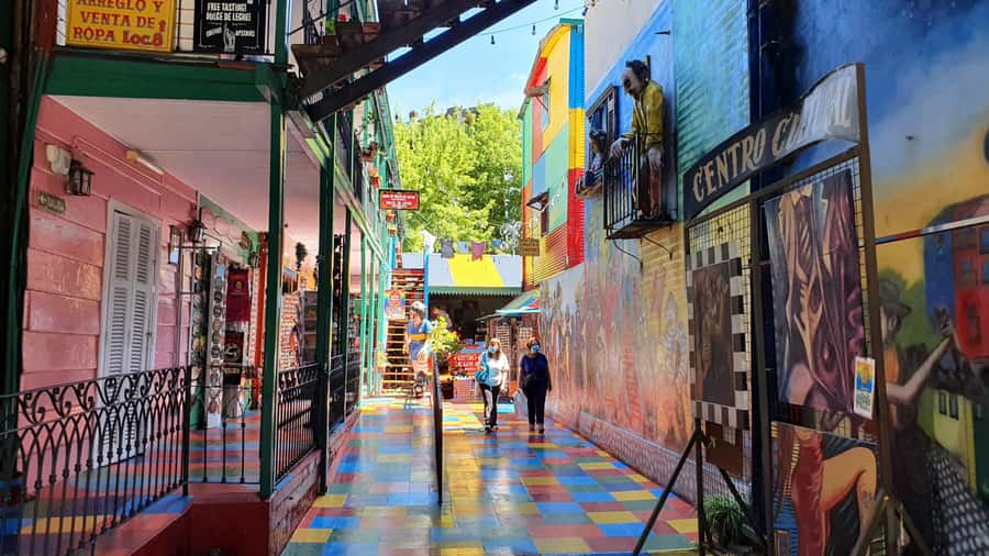 Buenos Aires Private Custom City Tour - Recoleta walk, Palacio de Aguas Corrientes, and the cemetery question