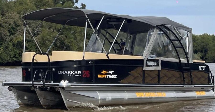 Buenos Aires: Private Delta Boat Tour with Barbecue onboard - Why Buenos Aires Delta cruising feels wild on a private boat