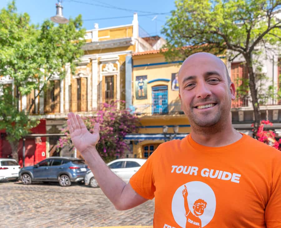 Buenos Aires: San Telmo and Market Guided Walking Tour - Iglesia y Convento de San Francisco: The Old Core of the Neighborhood