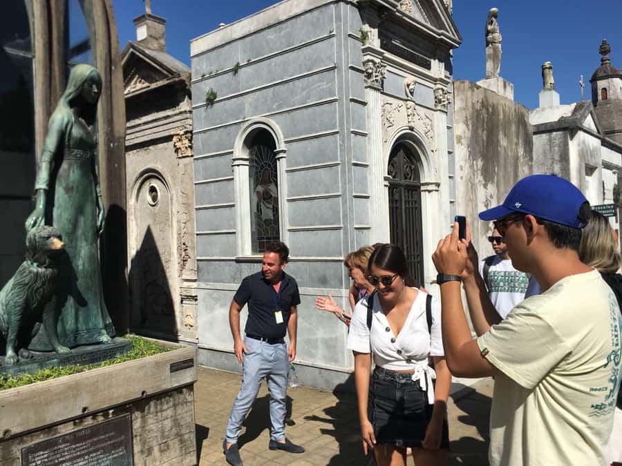 Buenos Aires:Small Group Tour AM & Sunset Open Bar Cruise PM - Key things you’ll like about this Buenos Aires day