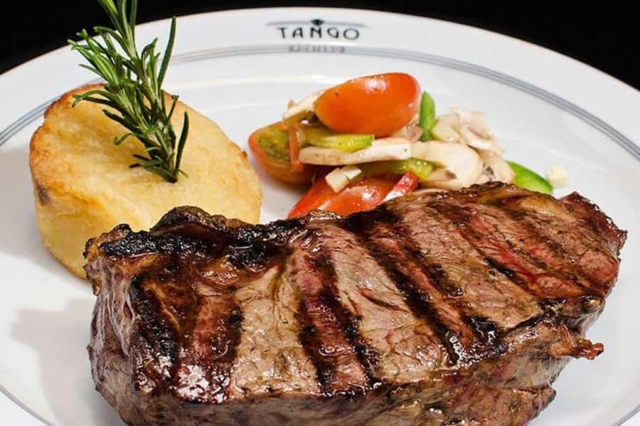 Buenos Aires: Tango Porteño Show Ticket with Dinner Option - Tango Porteño, a smooth ticket to the 1940s tango night