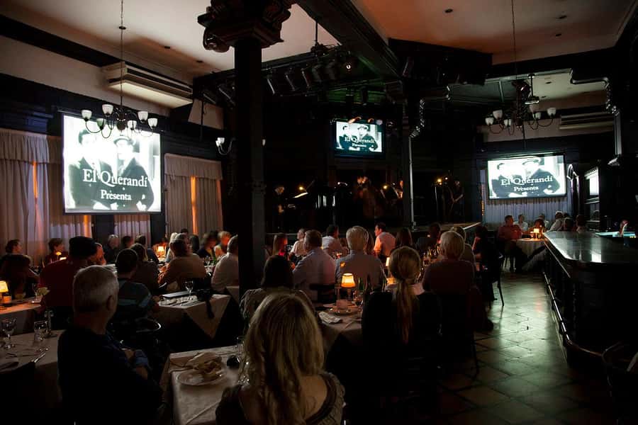 Buenos Aires Tango Show and Dinner in El Querandi - Getting There: Optional Hotel Pickup and Staying Central