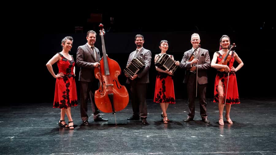 Buenos Aires: Tango Show at Tango Porteño & Optional Dinner - Inside the 75-minute tango show: More than just dance steps