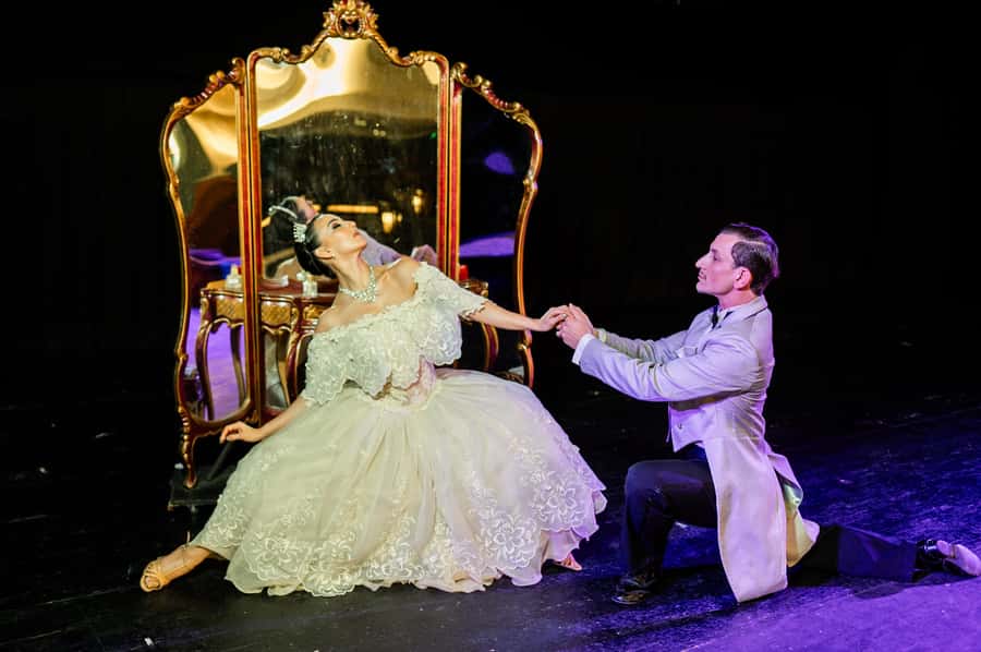 Buenos Aires: Tango Show at Tango Porteño & Optional Dinner - Food, drinks, and the value question for your budget