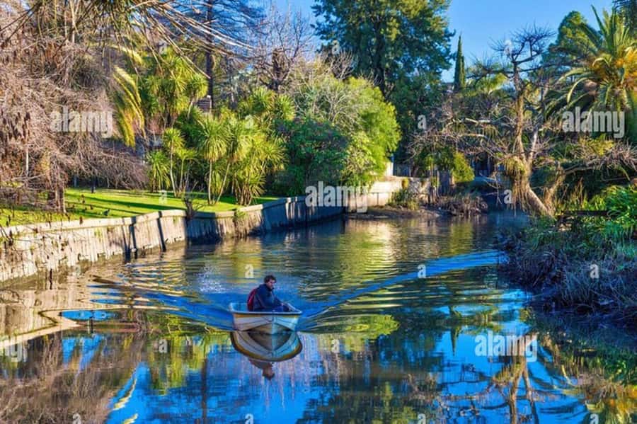 Buenos Aires: Tigre Delta Half-Day Tour with Navigation - Why the Tigre Delta feels like a different Buenos Aires
