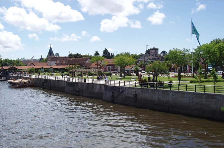 Buenos Aires: Tigre Premium with Boat Ride - Why Tigre and the Paraná Delta feel so different from the city