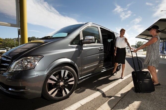 Buenos Aires Transfer International Airport (EZE) to Domestic Airport (AEP) - Drop-off at AEP with the right address in hand