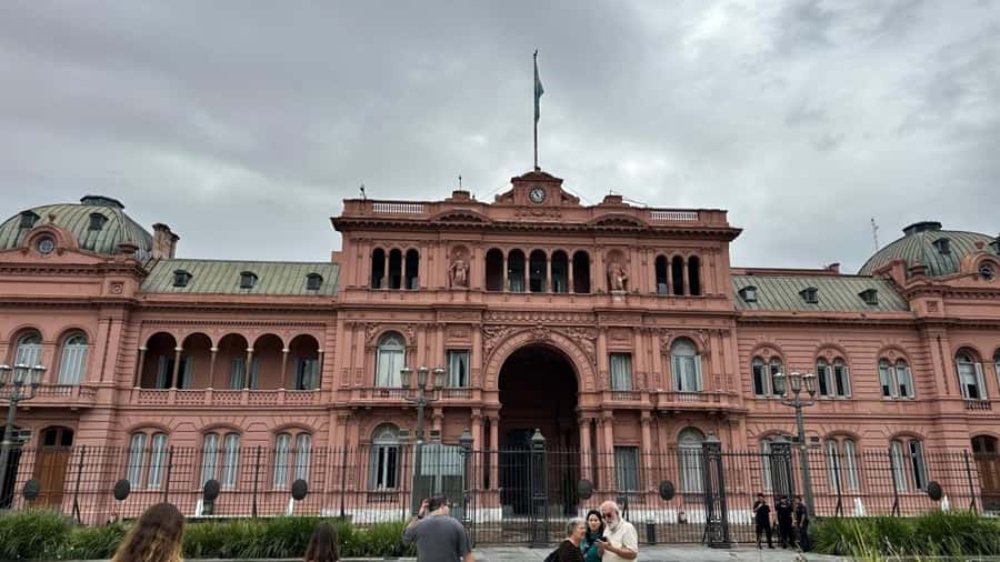 Buenos Aires: Walking City Tour with Colón Theater & Museums - Who this tour suits best