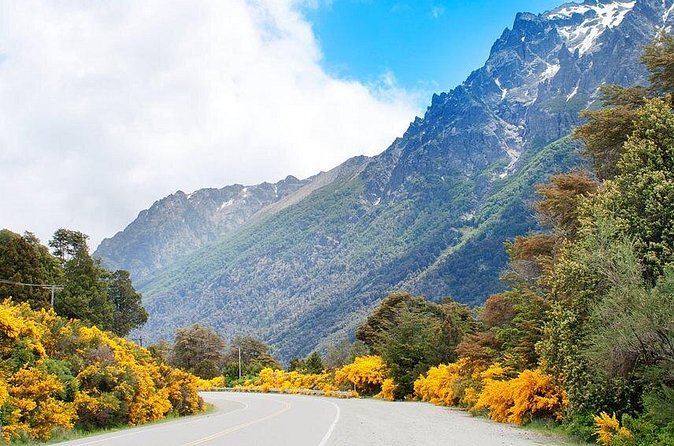 Circuito Chico Excursion in Bariloche (Short Circuit) - Pickup, small group size, and guided explanations that stay useful