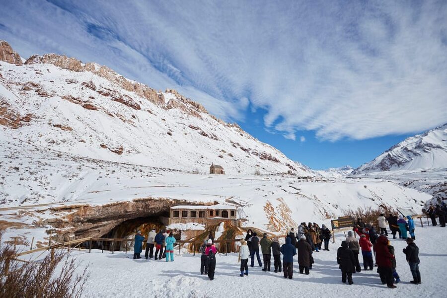 Classic Aconcagua Day Tour - Mendocino lunch, Seven Years in Tibet, and Christ the Redeemer (seasonal)