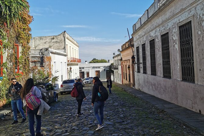 Colonia Day Trip & Optional Private Transfers from Buenos Aires - Colonia orientation: the guided city tour in the UNESCO quarter