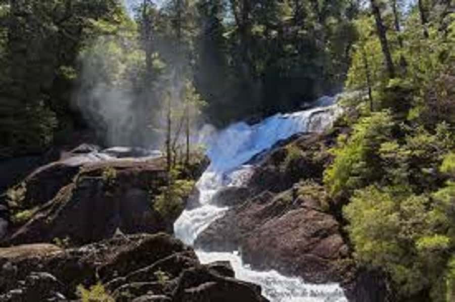 Crossing to Puerto Blest and Cascada de los Cántaros - Cascada de los Cántaros: the waterfall payoff