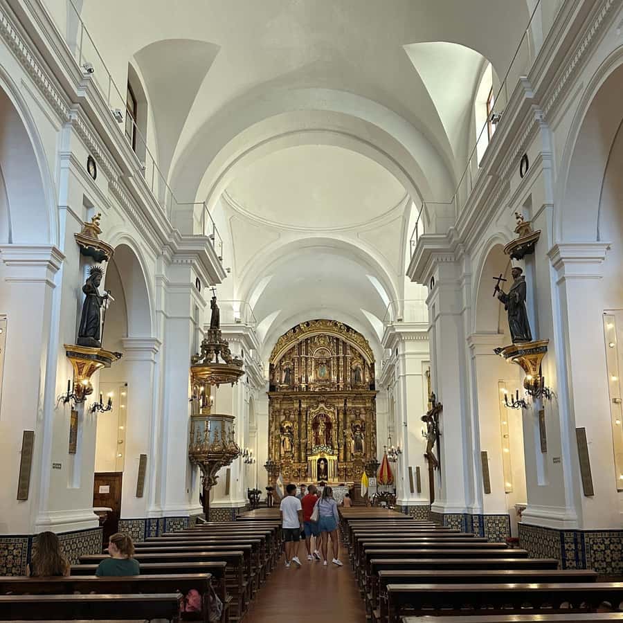 Discover Recoleta, Buenos Aires' Little Paris - French Recoleta, done the practical way in 150 minutes
