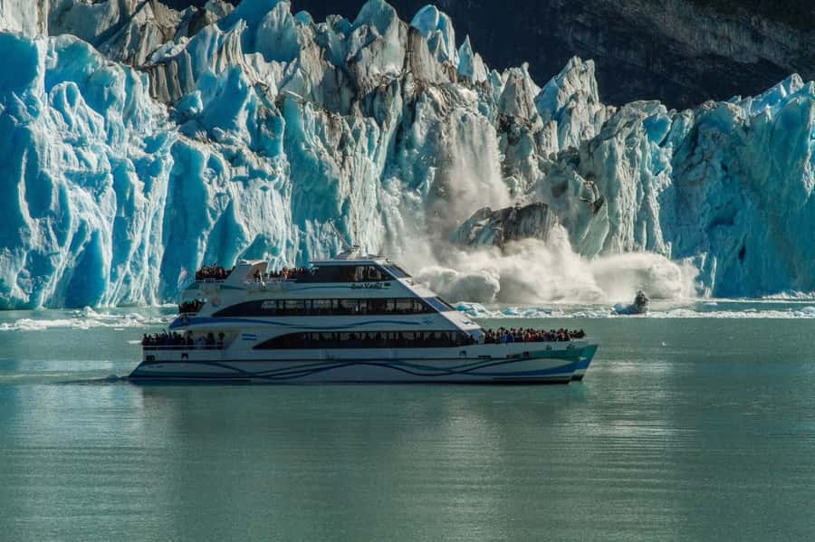 El Calafate: Lake Argentino Upsala Channel Glaciers Cruise - Food on the Water: Lunch With Drinks If You Select It